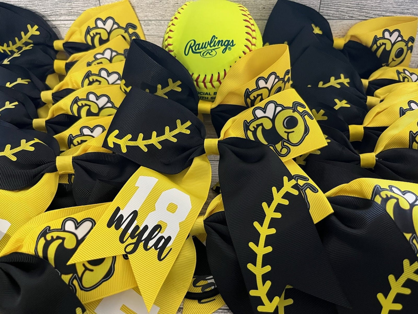 Hair bows for team | Customizable | Cheer bow | Personalized team bows | Pigtail bows | Valentine's Day | St. Patrick's Day